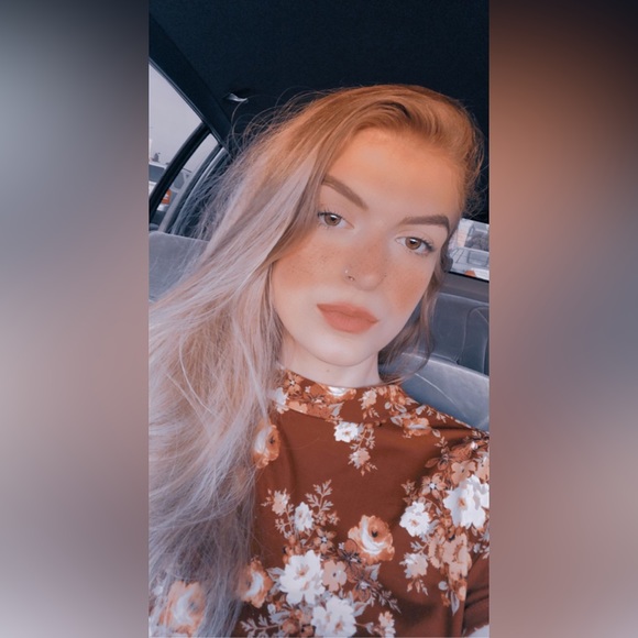 Meet your Posher, Josie - Picture 3 of 10